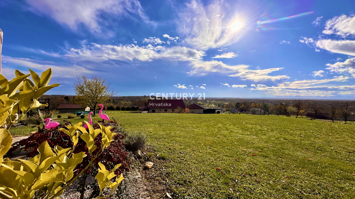 Casa completamente ristrutturata con vista magnifica su Ivančica e Kalnik