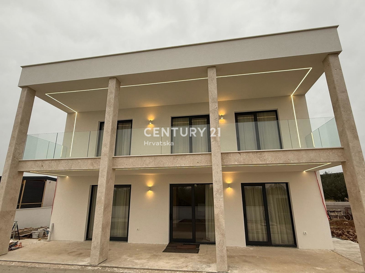 Sveti Filip e Jakov, TURANJ, VILLA CON PISCINA e con vista mare