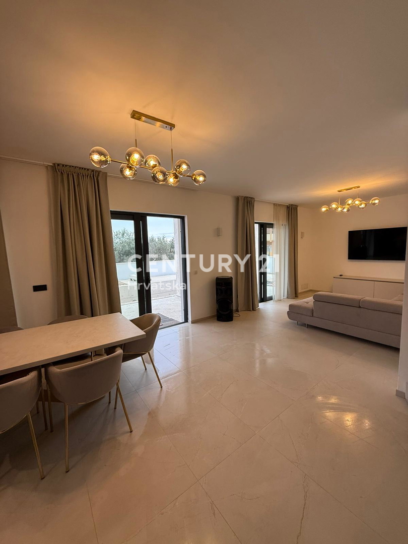 Sveti Filip e Jakov, TURANJ, VILLA CON PISCINA e con vista mare