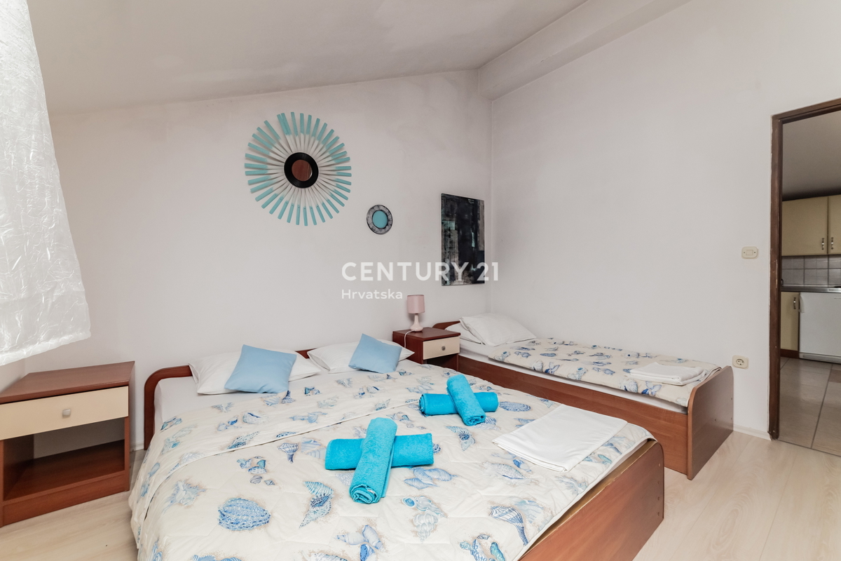 Ugljan, Kali - Casa con 6 unità abitative - 580 m dal mare