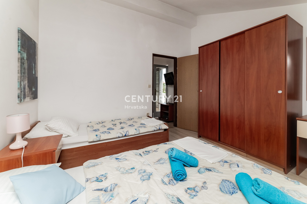 Ugljan, Kali - Casa con 6 unità abitative - 580 m dal mare