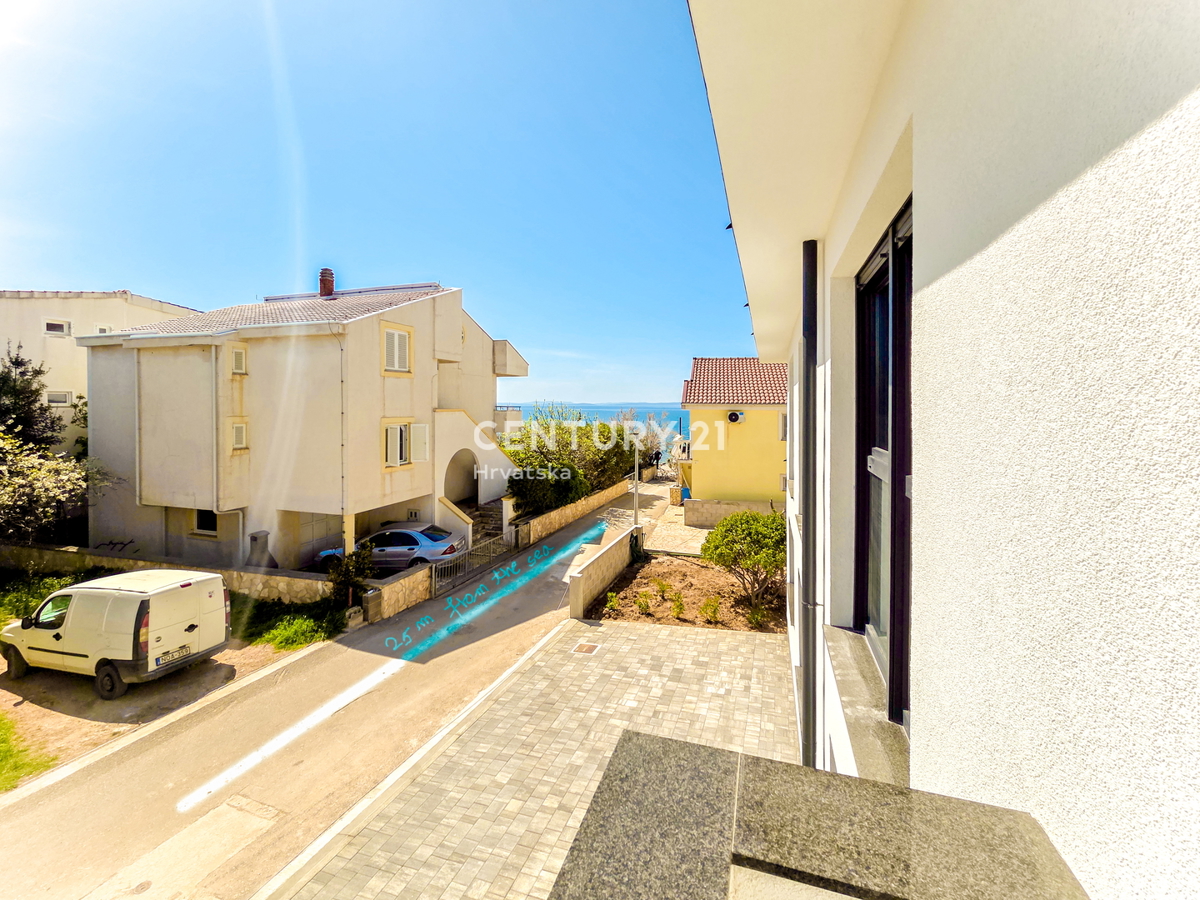 VIR, Lato sud dell'isola, 25 m dal mare - appartamento 3.5 locali - 119,64 m2