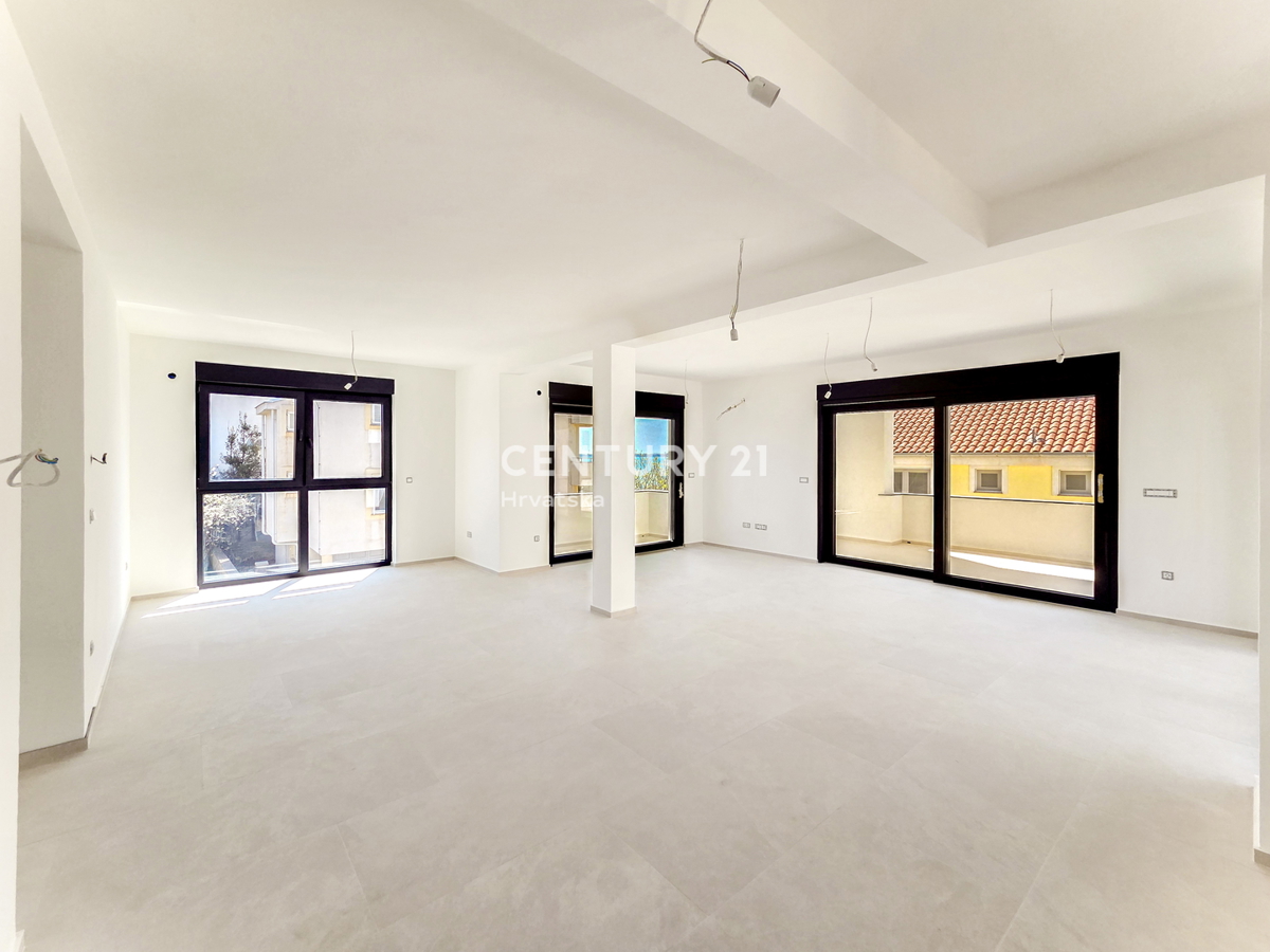 VIR, Lato sud dell'isola, 25 m dal mare - appartamento 3.5 locali - 119,64 m2