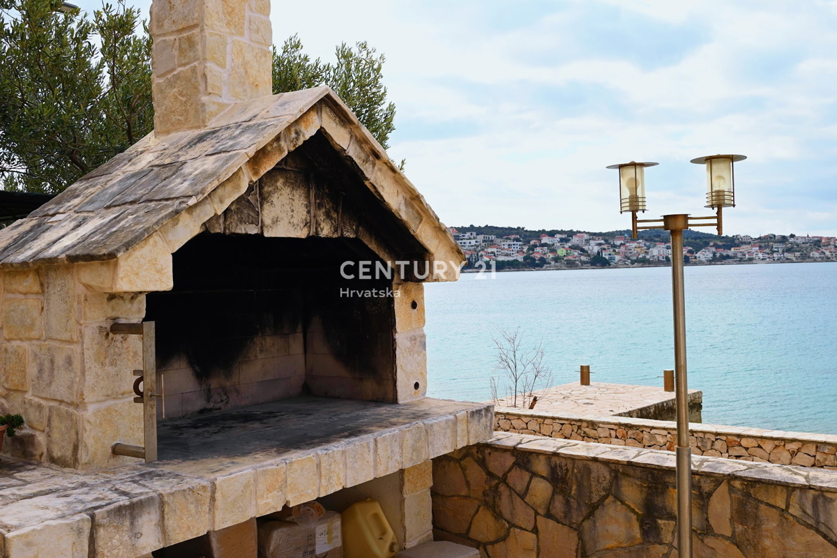 Rogoznica....Ražanj....casa....prima fila sul mare....