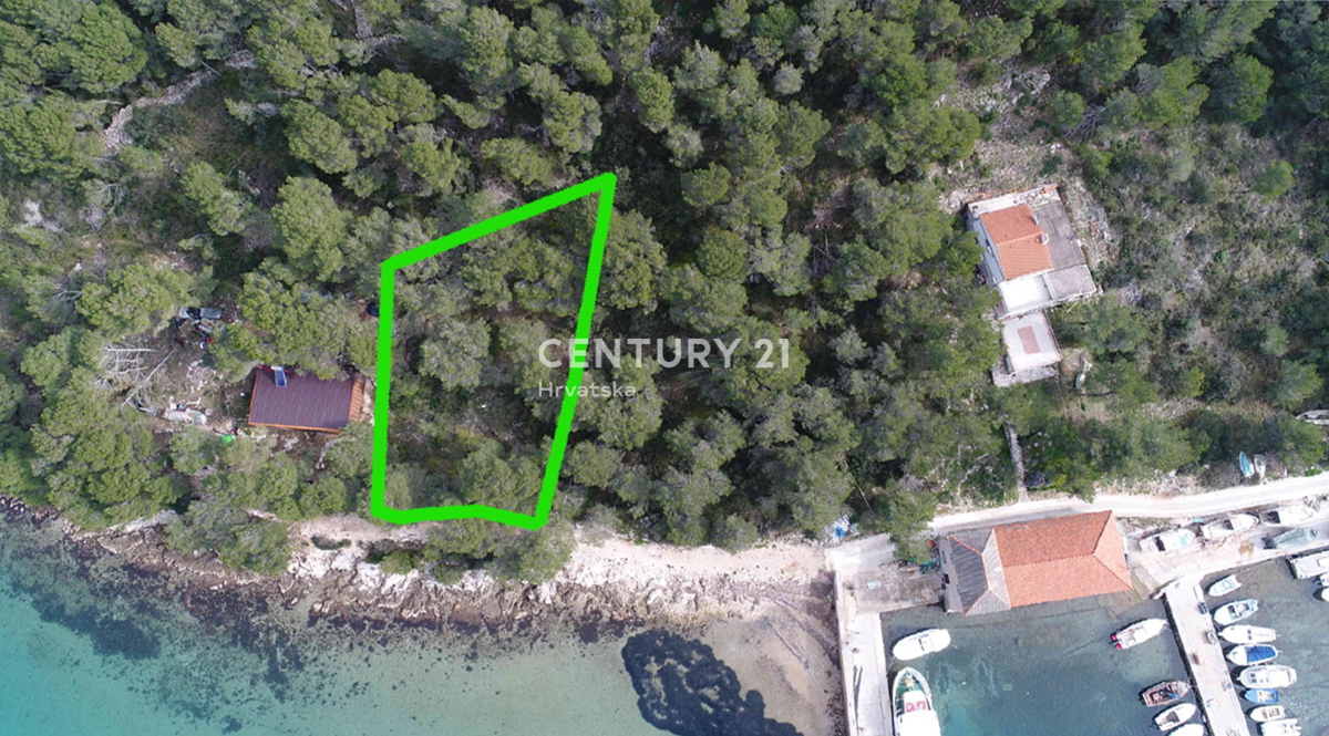 Isola di Vrgada - Pakoštane - attraente terreno edificabile PRIMA FILA SUL MARE