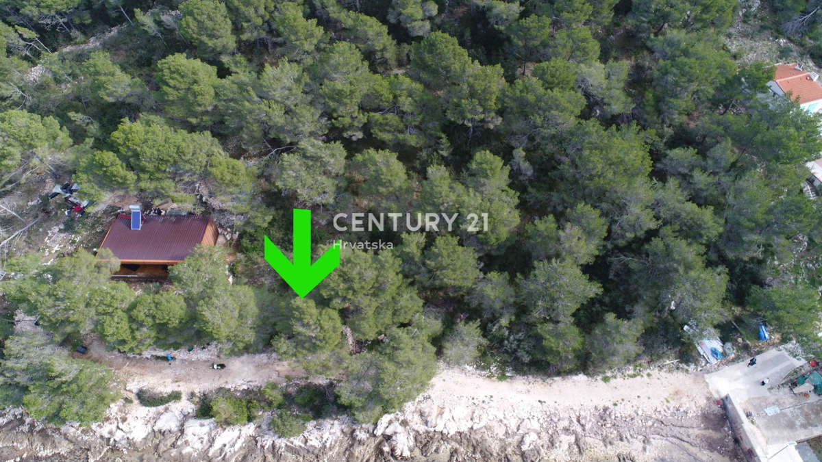 Isola di Vrgada - Pakoštane - attraente terreno edificabile PRIMA FILA SUL MARE