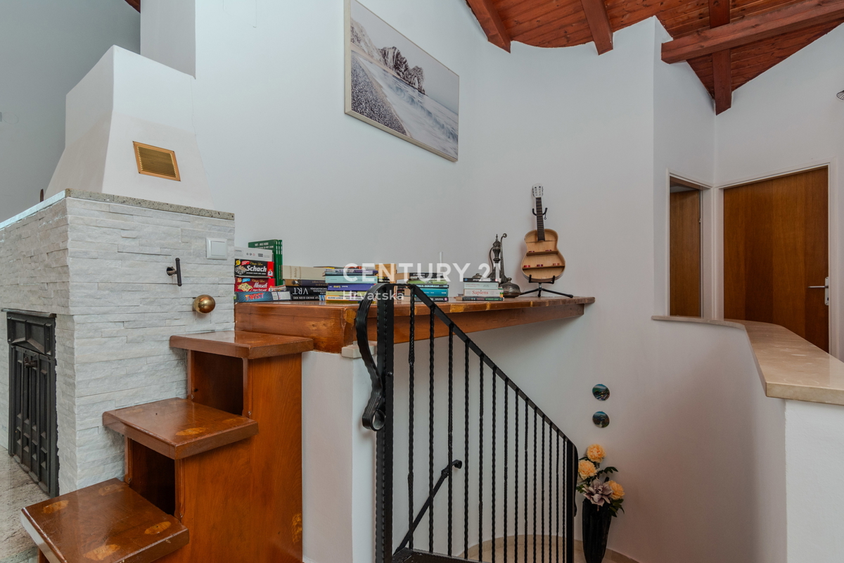 Zadar - Zaton - Casa con due appartamenti - Scontato!