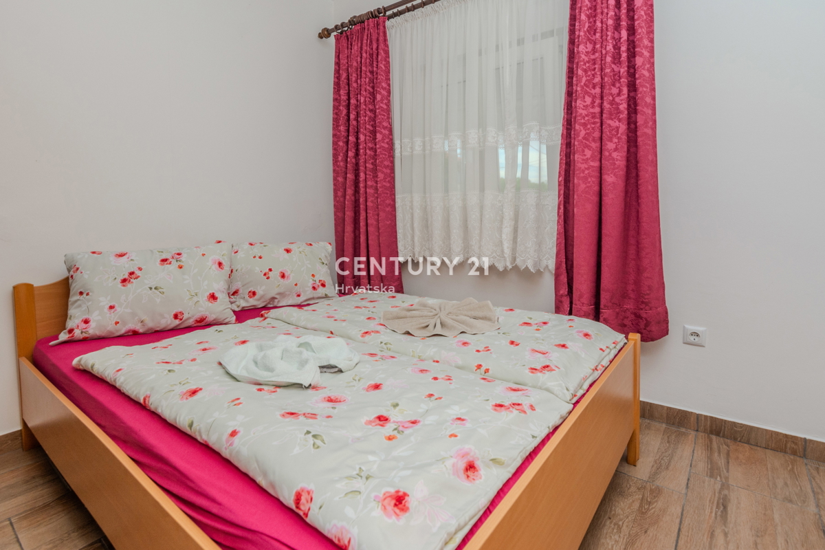 Zadar - Zaton - Casa con due appartamenti - Scontato!