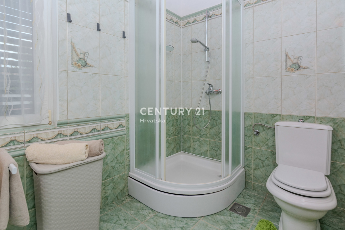 Zadar - Zaton - Casa con due appartamenti - Scontato!