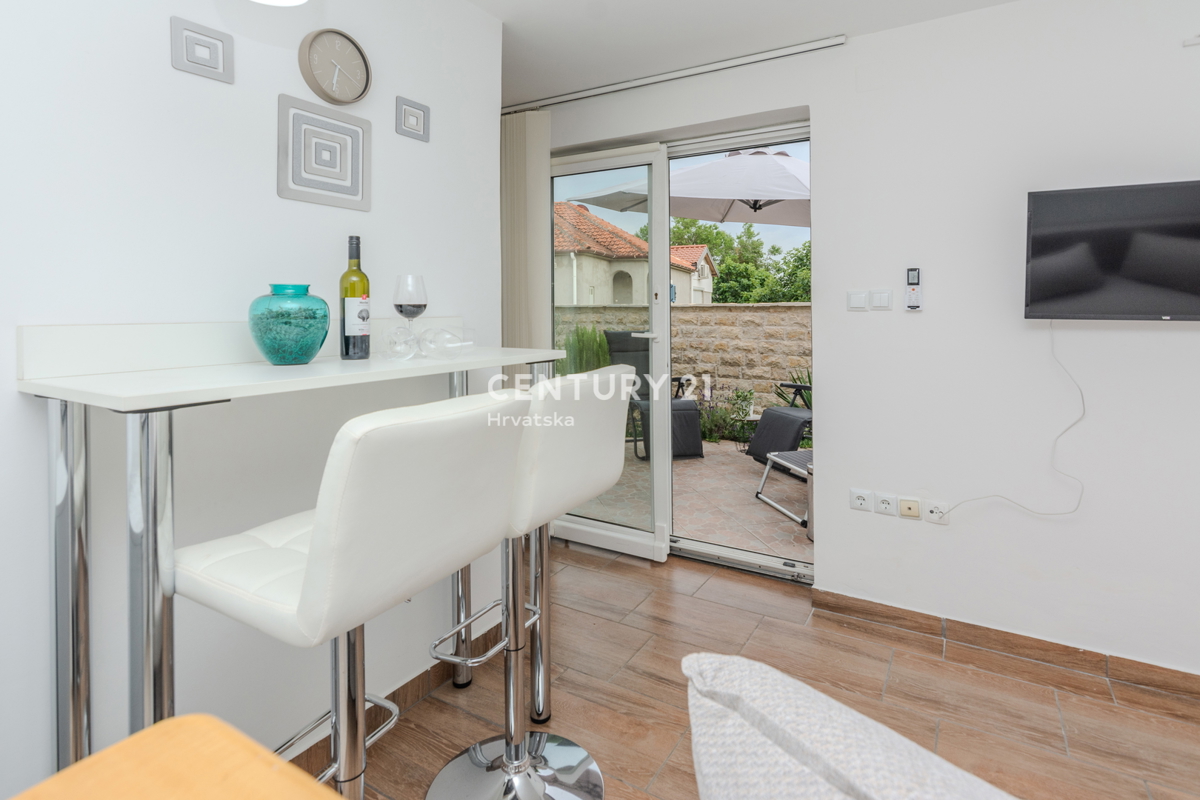 Zadar - Zaton - Casa con due appartamenti - Scontato!