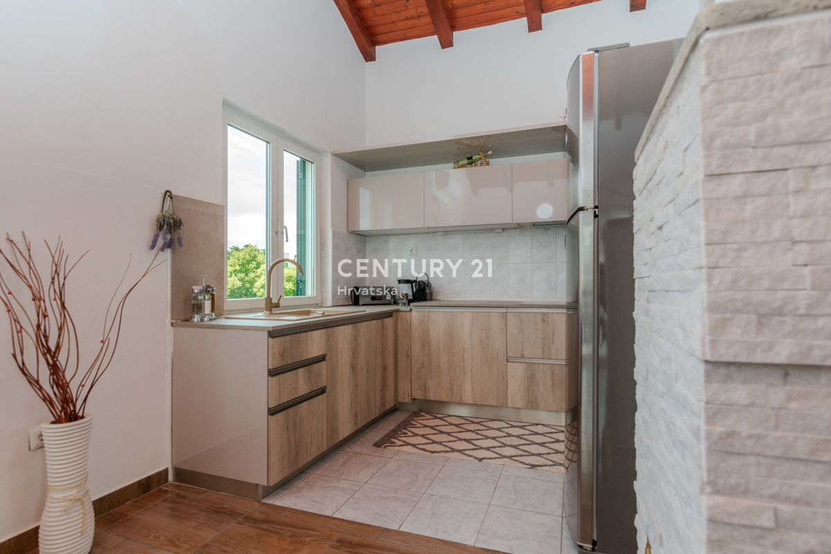 Zadar - Zaton - Casa con due appartamenti - Scontato!