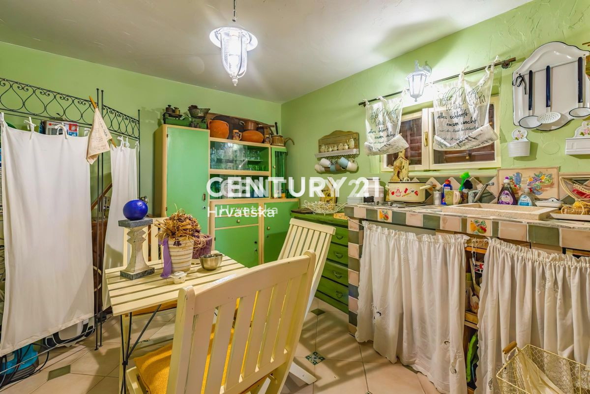 Eccezionale villa con piscina nel centro di Biograd na Moru