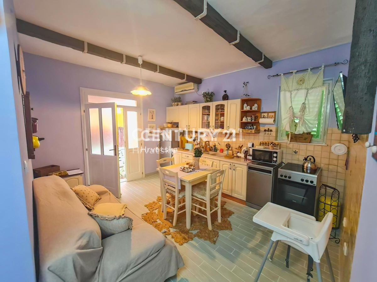 Eccezionale villa con piscina nel centro di Biograd na Moru