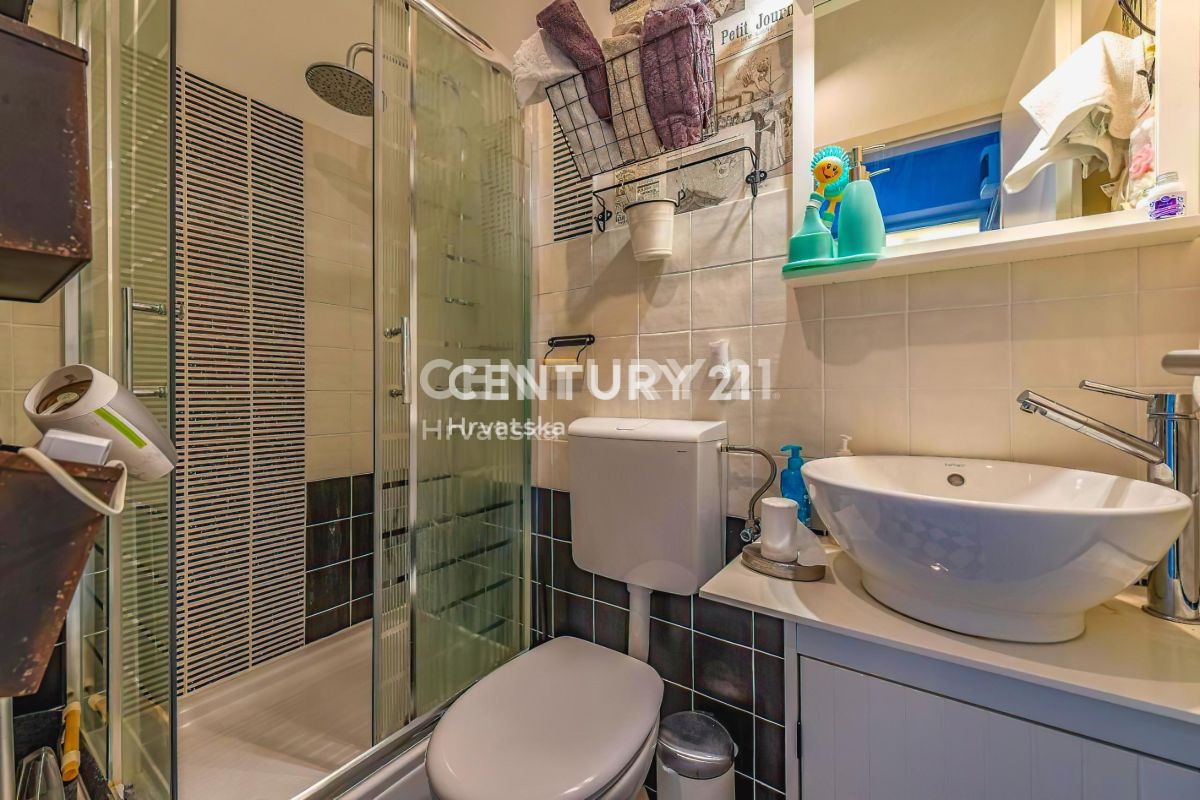 Eccezionale villa con piscina nel centro di Biograd na Moru