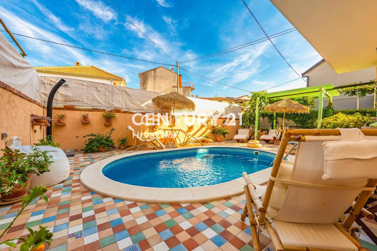 Eccezionale villa con piscina nel centro di Biograd na Moru