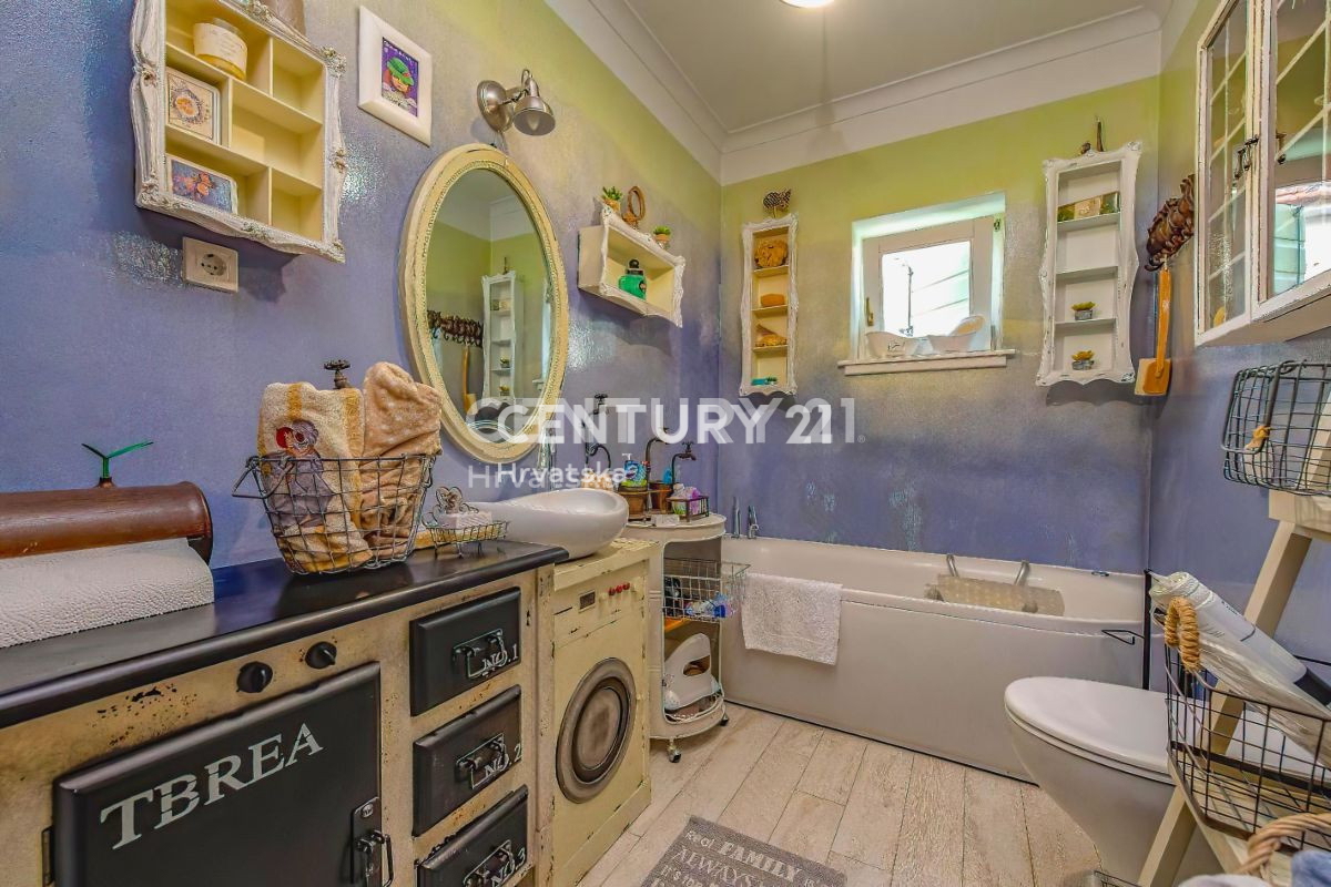 Eccezionale villa con piscina nel centro di Biograd na Moru