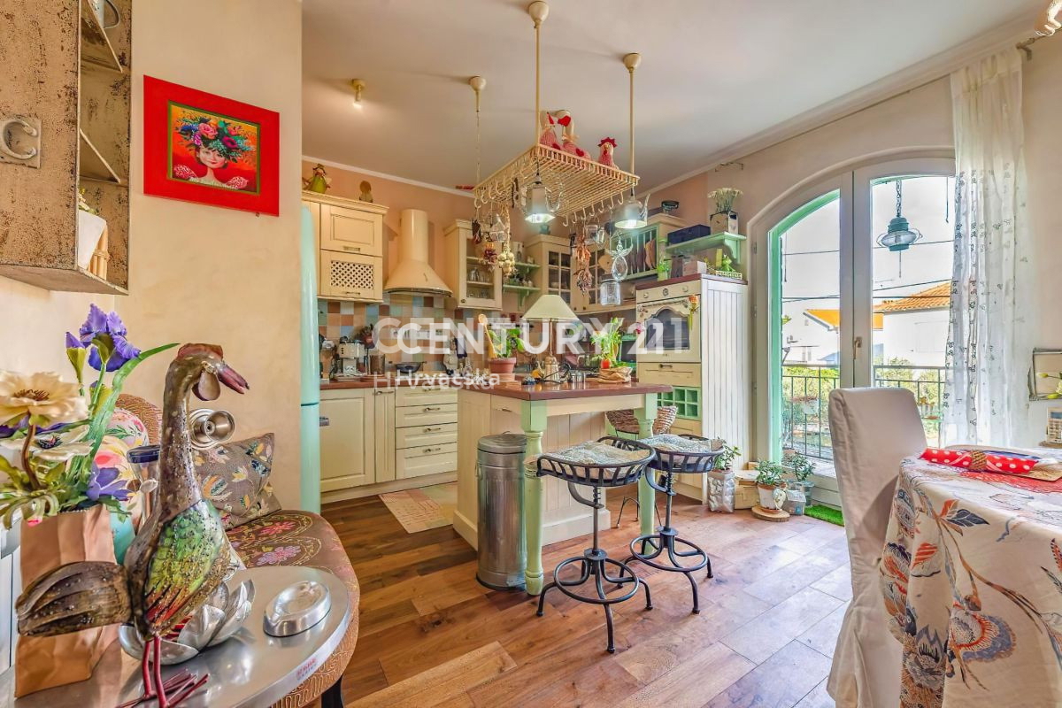 Eccezionale villa con piscina nel centro di Biograd na Moru