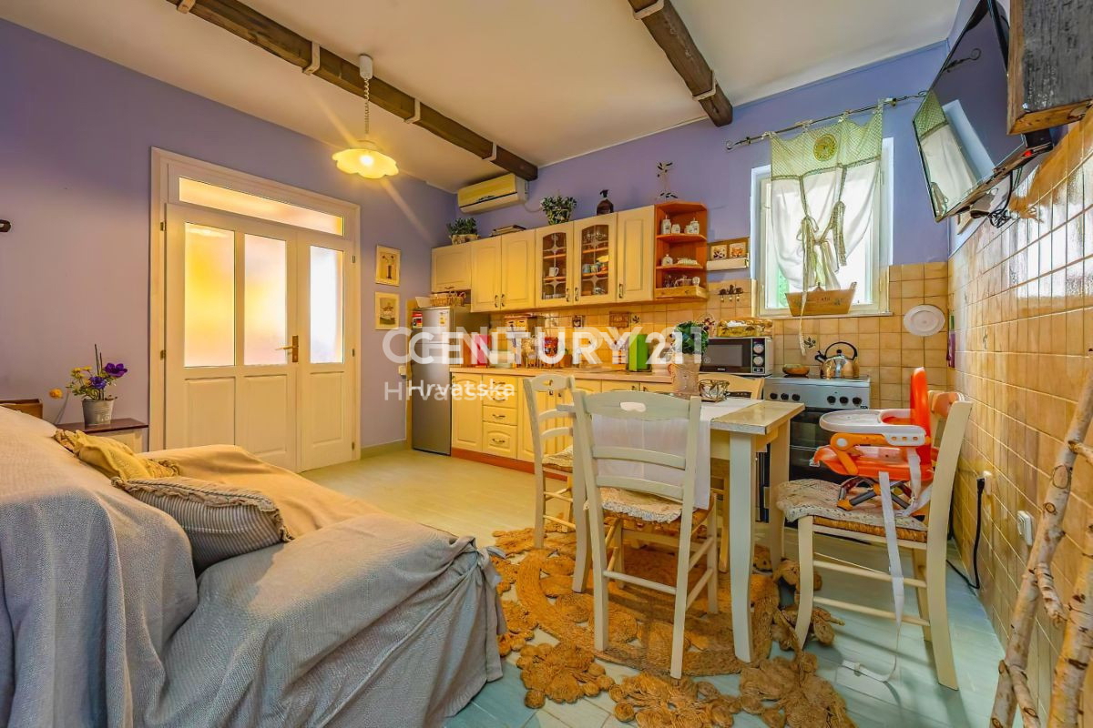 Eccezionale villa con piscina nel centro di Biograd na Moru