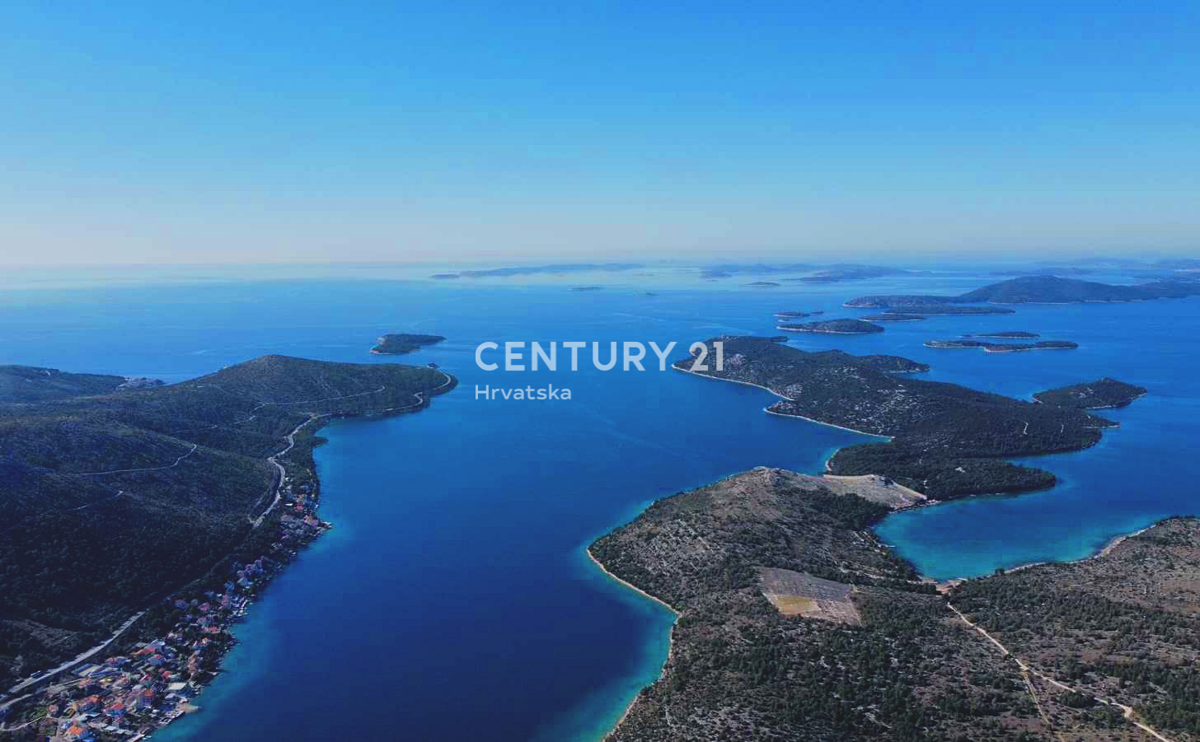 Spazioso attico di 4,5 locali sul mare – Grebaštica, la vostra tranquillità accanto alle onde!