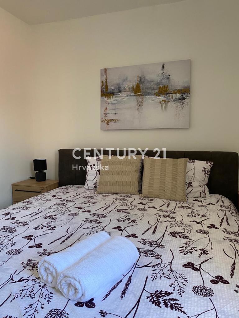 Biograd na Moru, centro storico, casa a 80 m dal mare