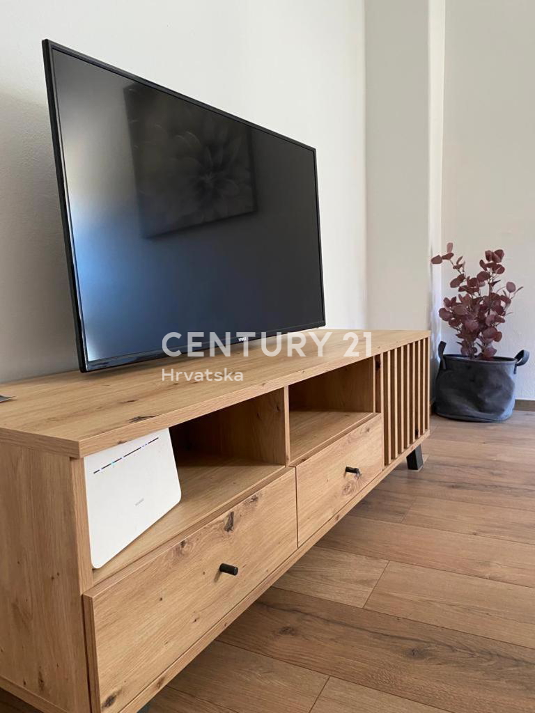 Biograd na Moru, centro storico, casa a 80 m dal mare