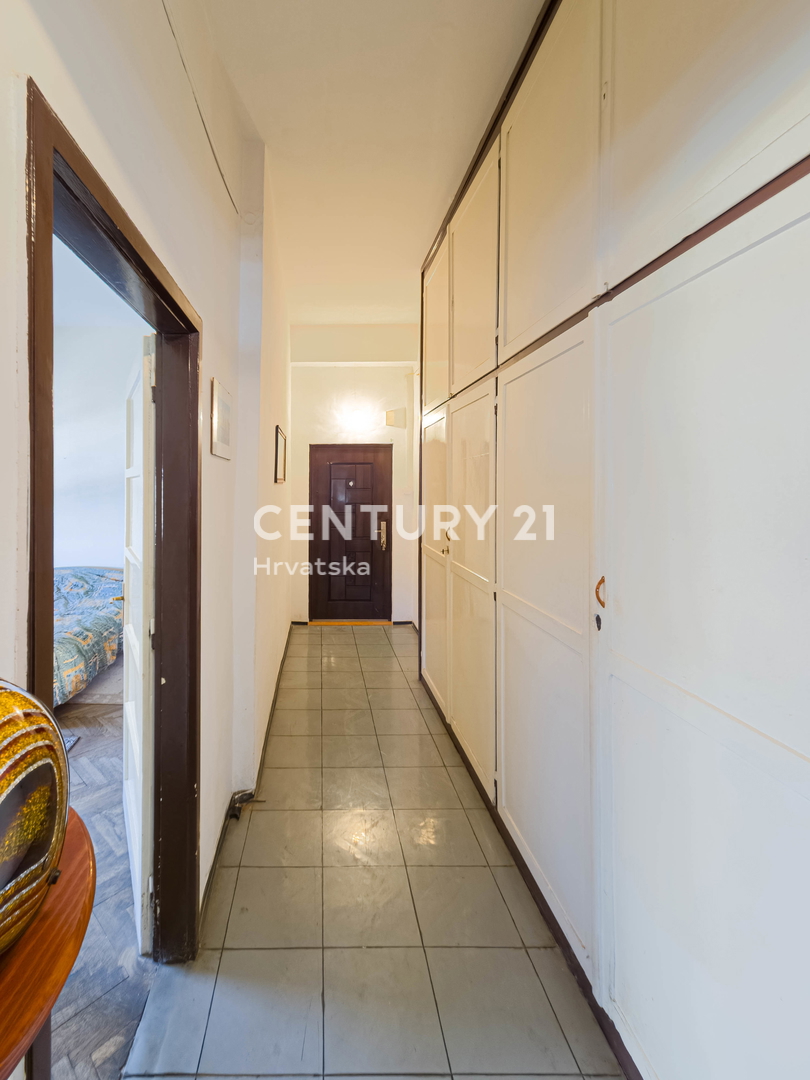 ZARA, RIVA BRANIMIROVA, APPARTAMENTO PRIMA FILA SUL MARE, OTTIMA POSIZIONE