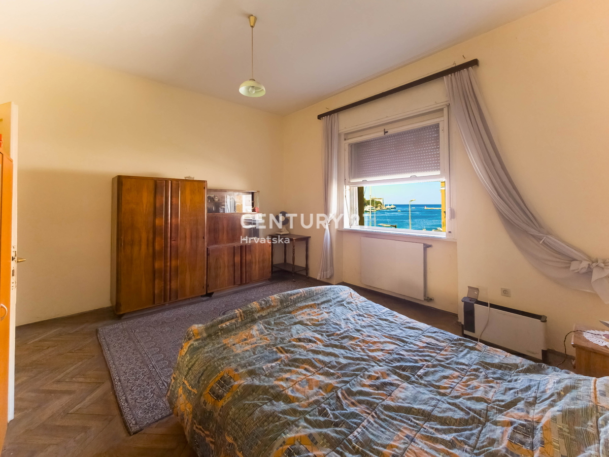 ZARA, RIVA BRANIMIROVA, APPARTAMENTO PRIMA FILA SUL MARE, OTTIMA POSIZIONE