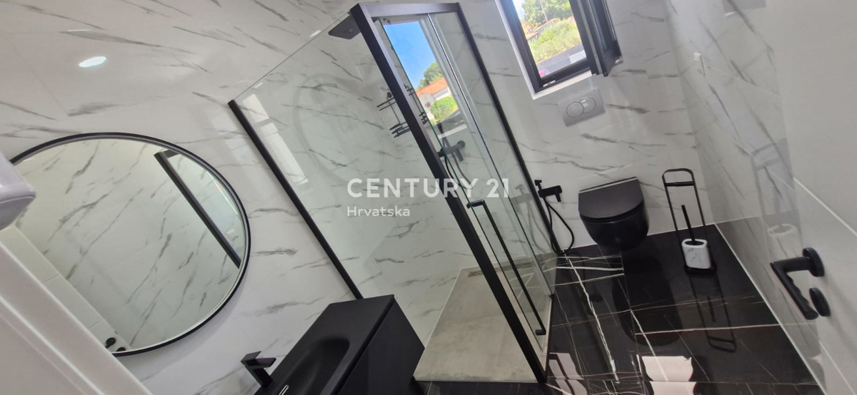 Zara - Crno - villa con piscina - nuova costruzione - disponibile anche in AFFITTO - A LUNGO TERMINE