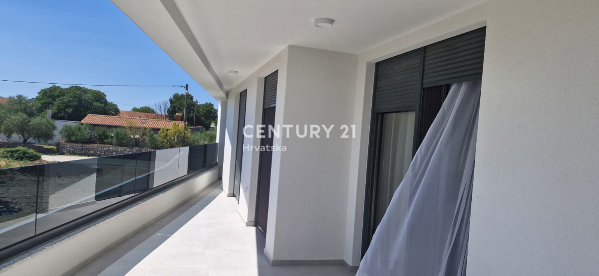 Zara - Crno - villa con piscina - nuova costruzione - disponibile anche in AFFITTO - A LUNGO TERMINE