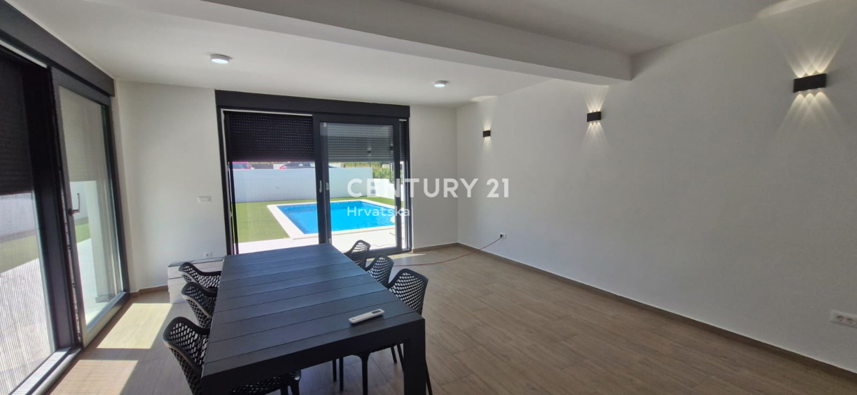 Zara - Crno - villa con piscina - nuova costruzione - disponibile anche in AFFITTO - A LUNGO TERMINE