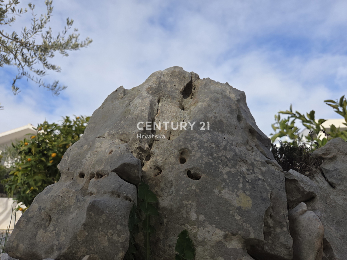 PRIMOSTEN....VILLA CON PISCINA....RISCALDAMENTO A PAVIMENTO