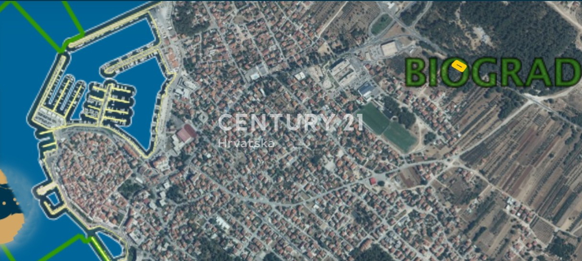 Biograd na Moru, Terreno edificabile 924 m2, forma quadrata regolare con accesso a due strade