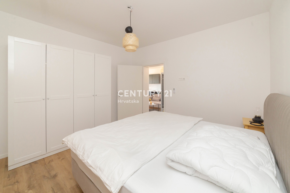 VIR, NUOVA COSTRUZIONE, APPARTAMENTO MODERNO DI 90 M2 AL 2° PIANO, ARREDATO, SUBITO ABITABILE, A 600 M DAL MARE