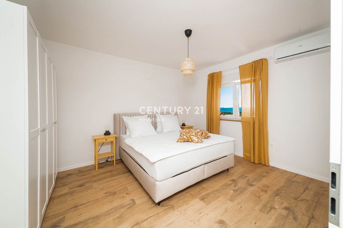 VIR, NUOVA COSTRUZIONE, APPARTAMENTO MODERNO DI 90 M2 AL 2° PIANO, ARREDATO, SUBITO ABITABILE, A 600 M DAL MARE