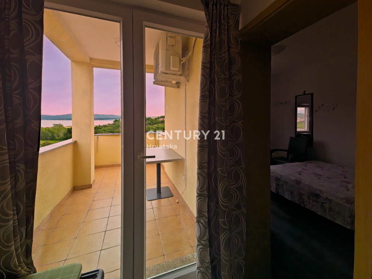 POSEDARJE: Appartamento bilocale con splendida vista mare