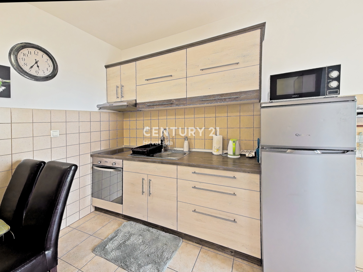 POSEDARJE: Appartamento bilocale con splendida vista mare