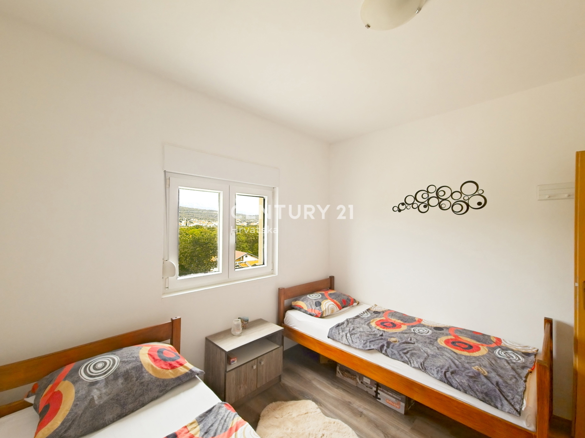 POSEDARJE: Appartamento bilocale con splendida vista mare