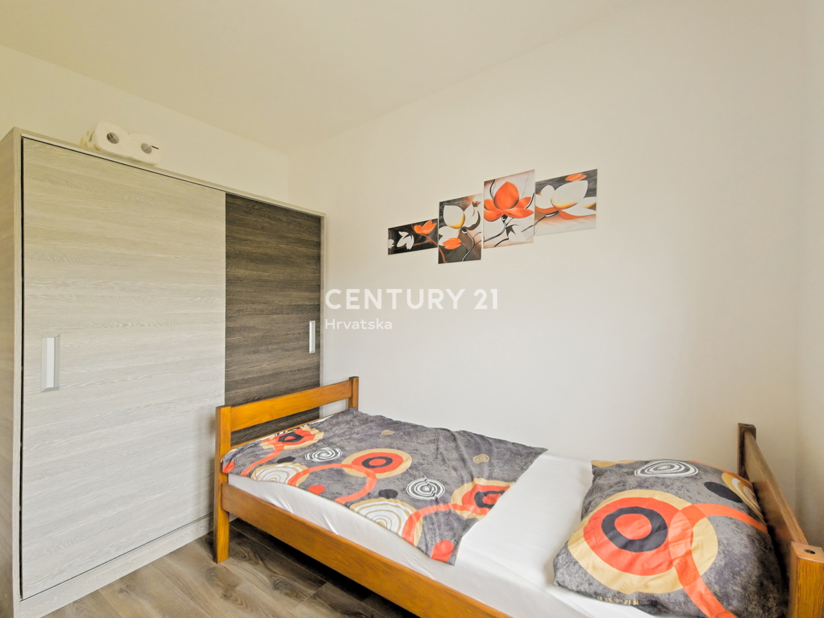 POSEDARJE: Appartamento bilocale con splendida vista mare