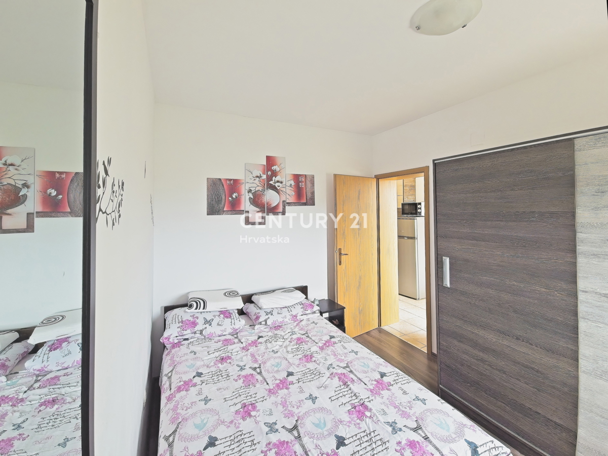 POSEDARJE: Appartamento bilocale con splendida vista mare