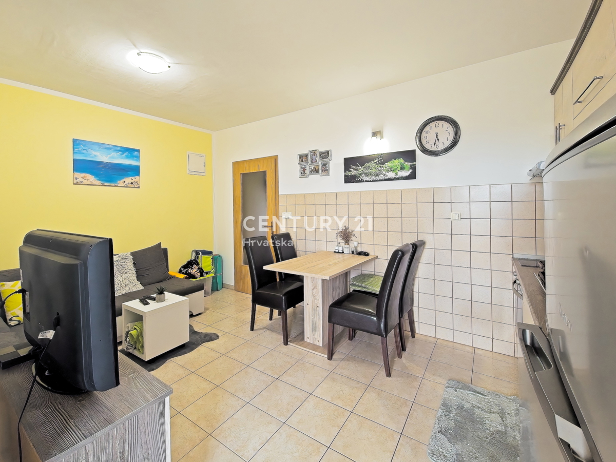 POSEDARJE: Appartamento bilocale con splendida vista mare