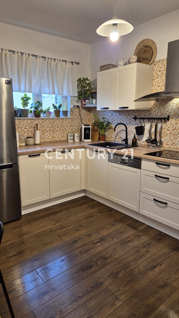 ZADAR, BOKANJAC, APPARTAMENTO 100,52 m2, RISTRUTTURATO, PARZIALMENTE ARREDATO