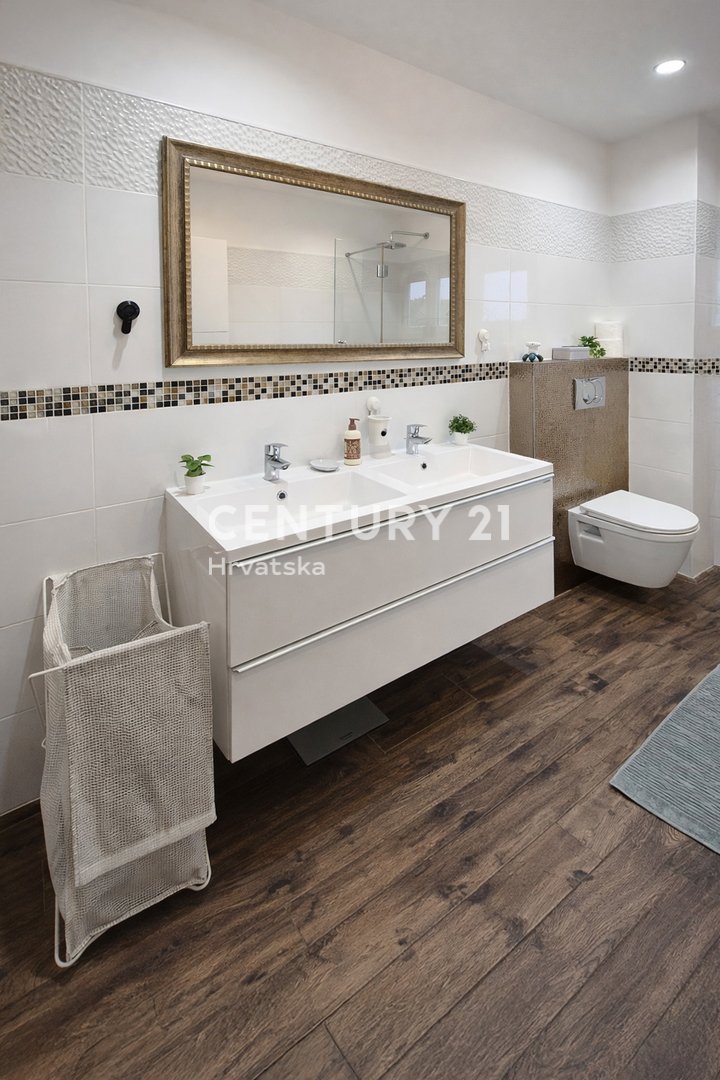 ZADAR, BOKANJAC, APPARTAMENTO 100,52 m2, RISTRUTTURATO, PARZIALMENTE ARREDATO