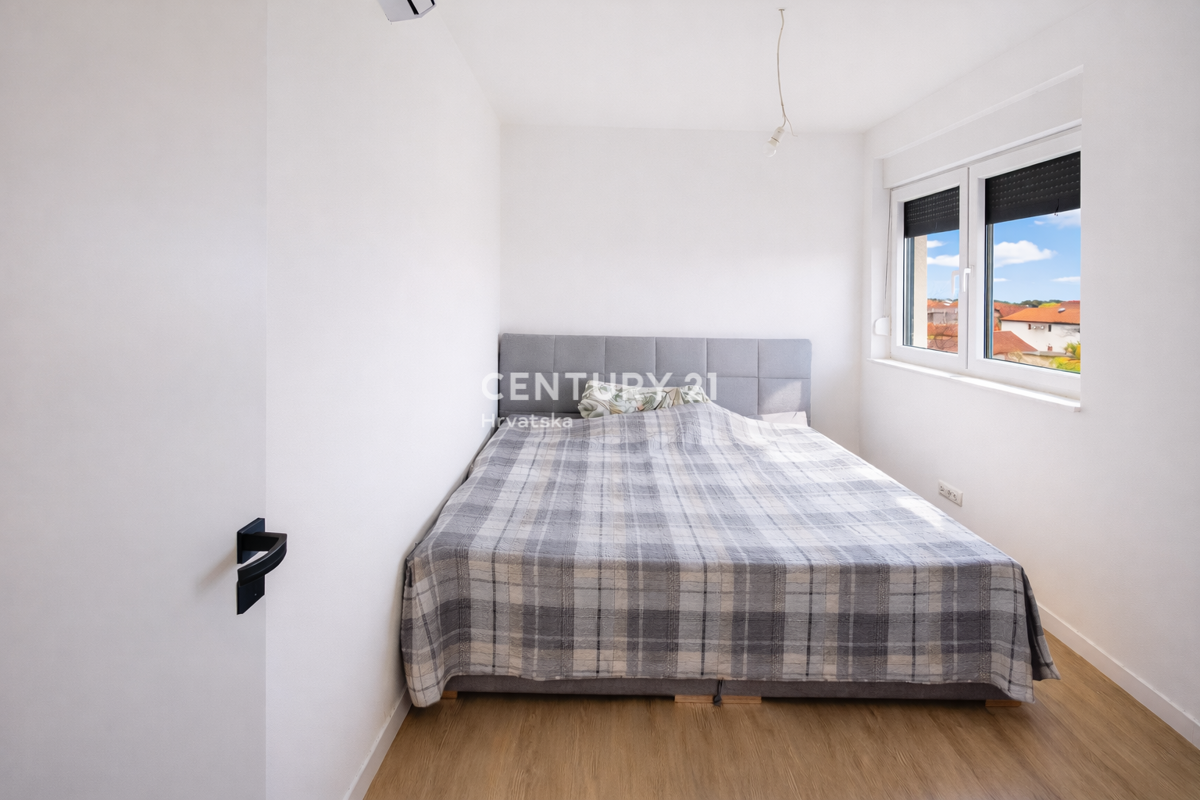 Vir – appartamento su due piani con terrazza sul tetto e vista mare