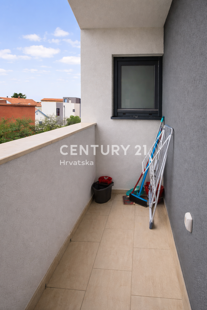 Vir – appartamento su due piani con terrazza sul tetto e vista mare