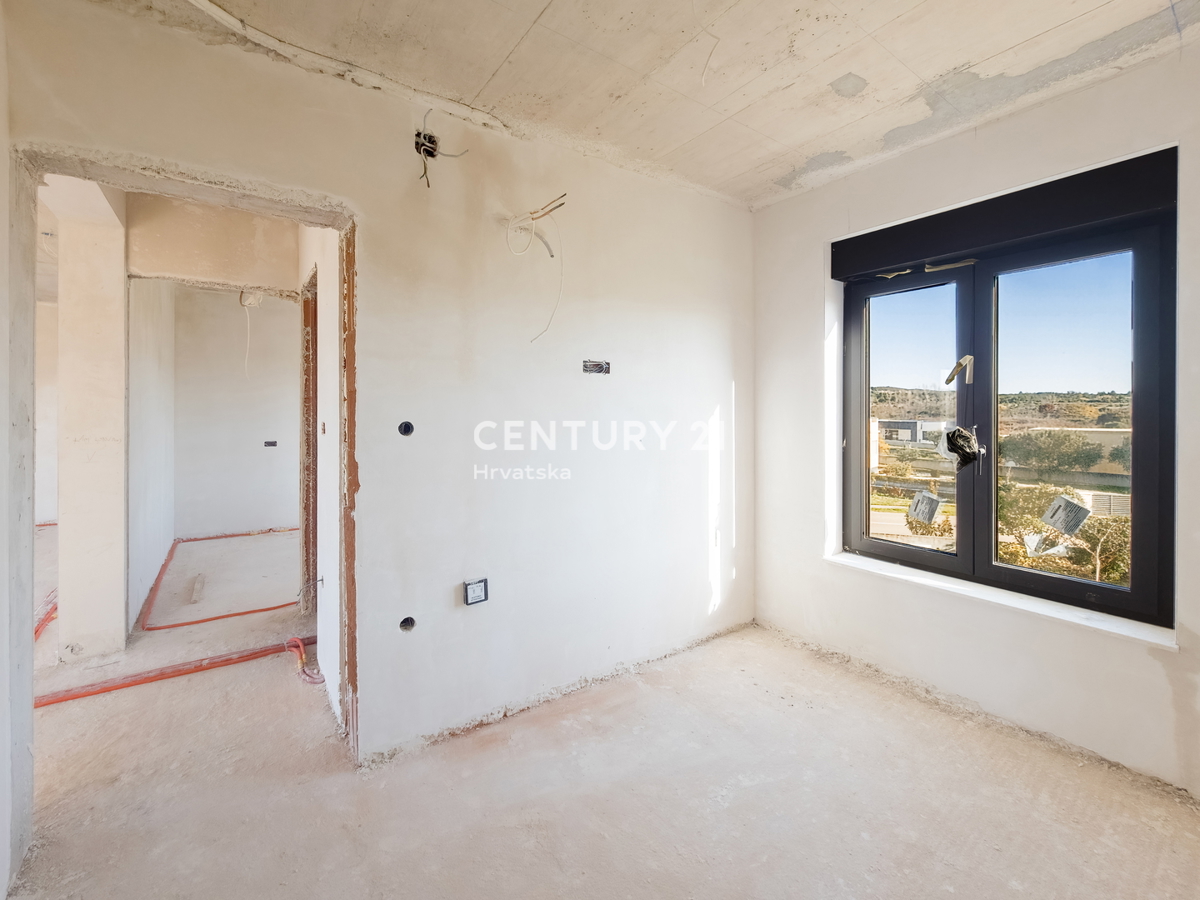 ZADAR, LJUBAČ, LUX. NUOVO. 102,17 m2, 1° piano, 50 M DAL MARE E DALLA SPIAGGIA, VISTA MARE