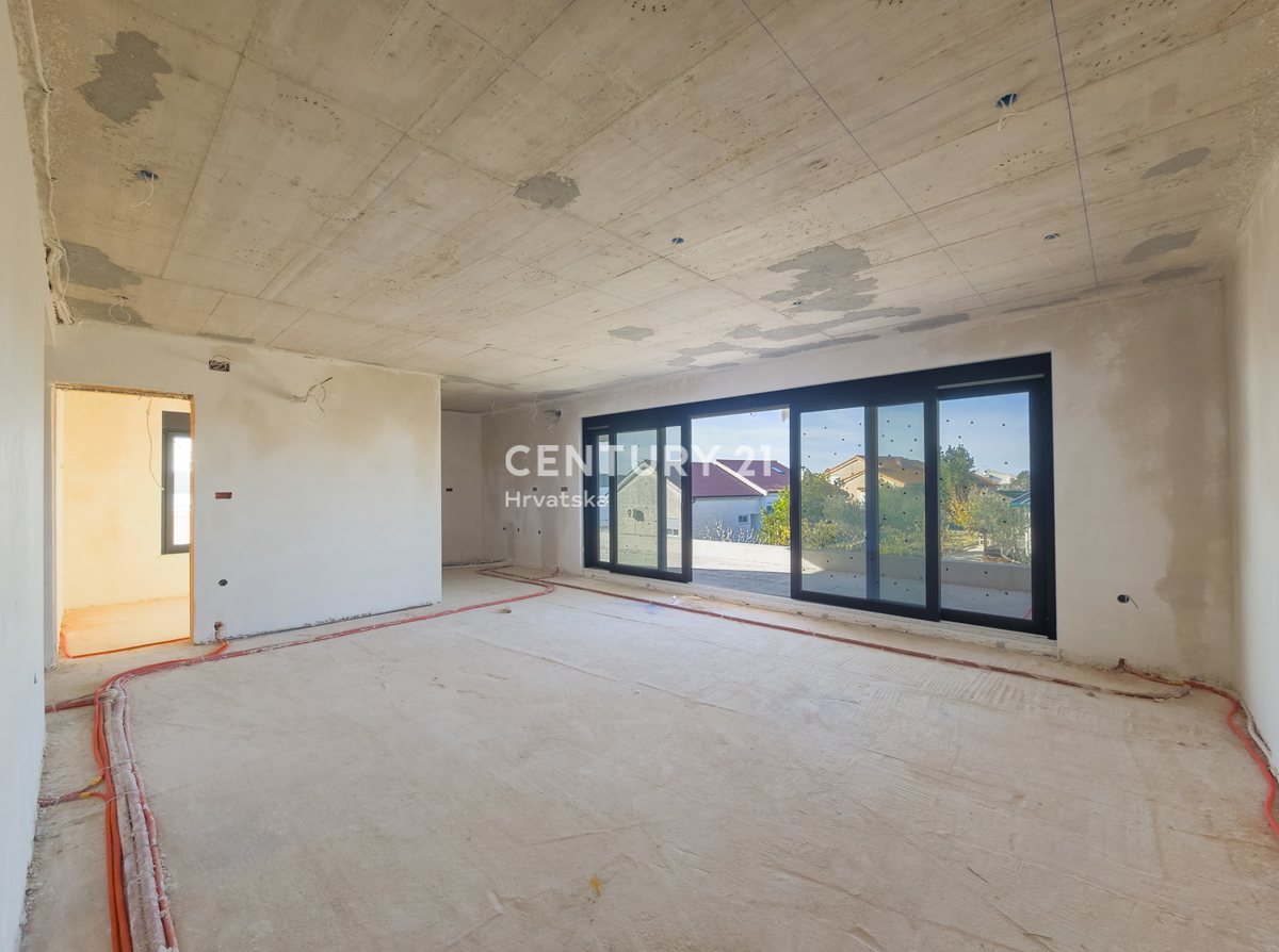 ZADAR, LJUBAČ, LUX. NUOVO. 102,17 m2, 1° piano, 50 M DAL MARE E DALLA SPIAGGIA, VISTA MARE