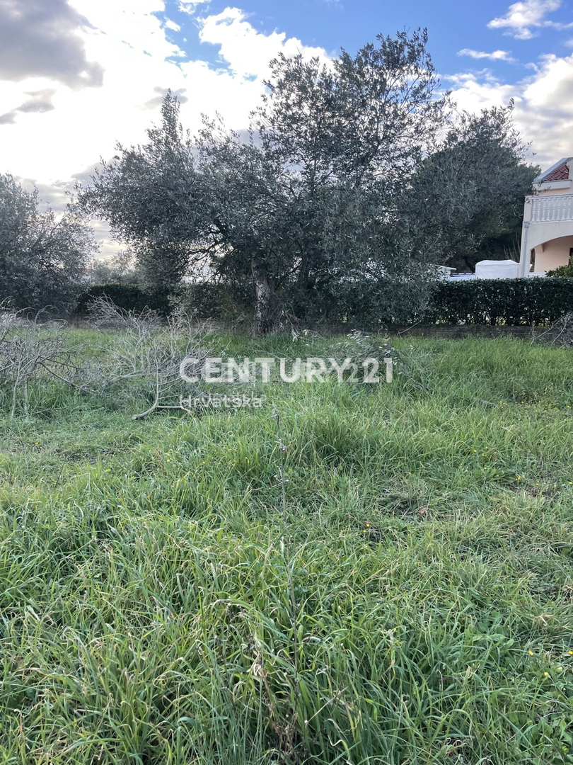 Terreno edificabile a Biograd na Moru di 566 m2