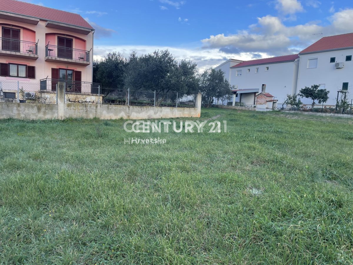 Terreno edificabile a Biograd na Moru di 566 m2