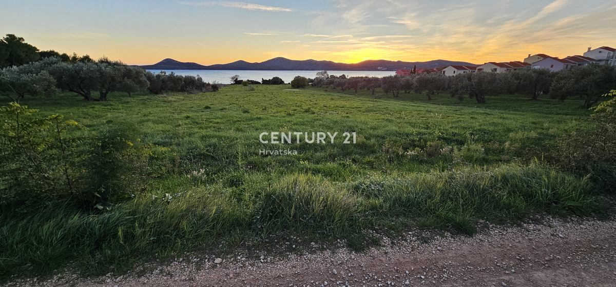 Biograd na Moru, Kumenat, 2.900 m2 di terreno nella zona turistica