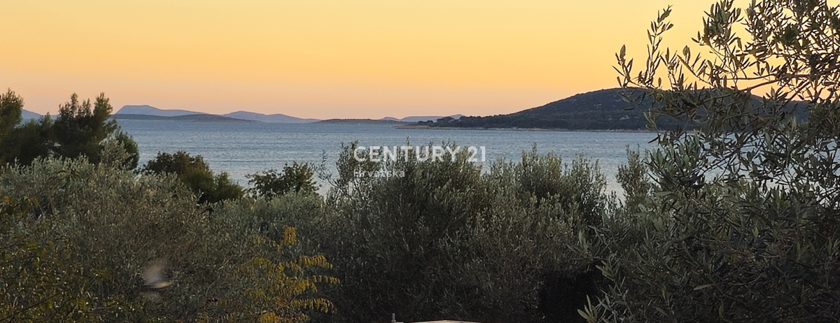 Biograd na Moru, Kumenat, 2.900 m2 di terreno nella zona turistica